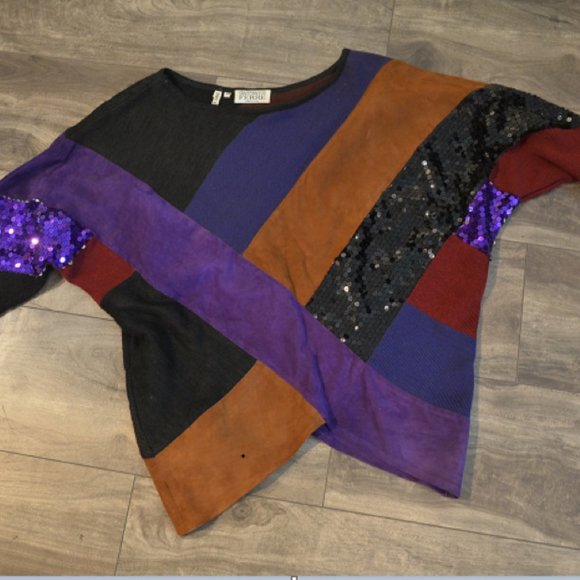 GIANFRANCO FERRE Vintage V Notched Sweep Pullover - Picture 5 of 7